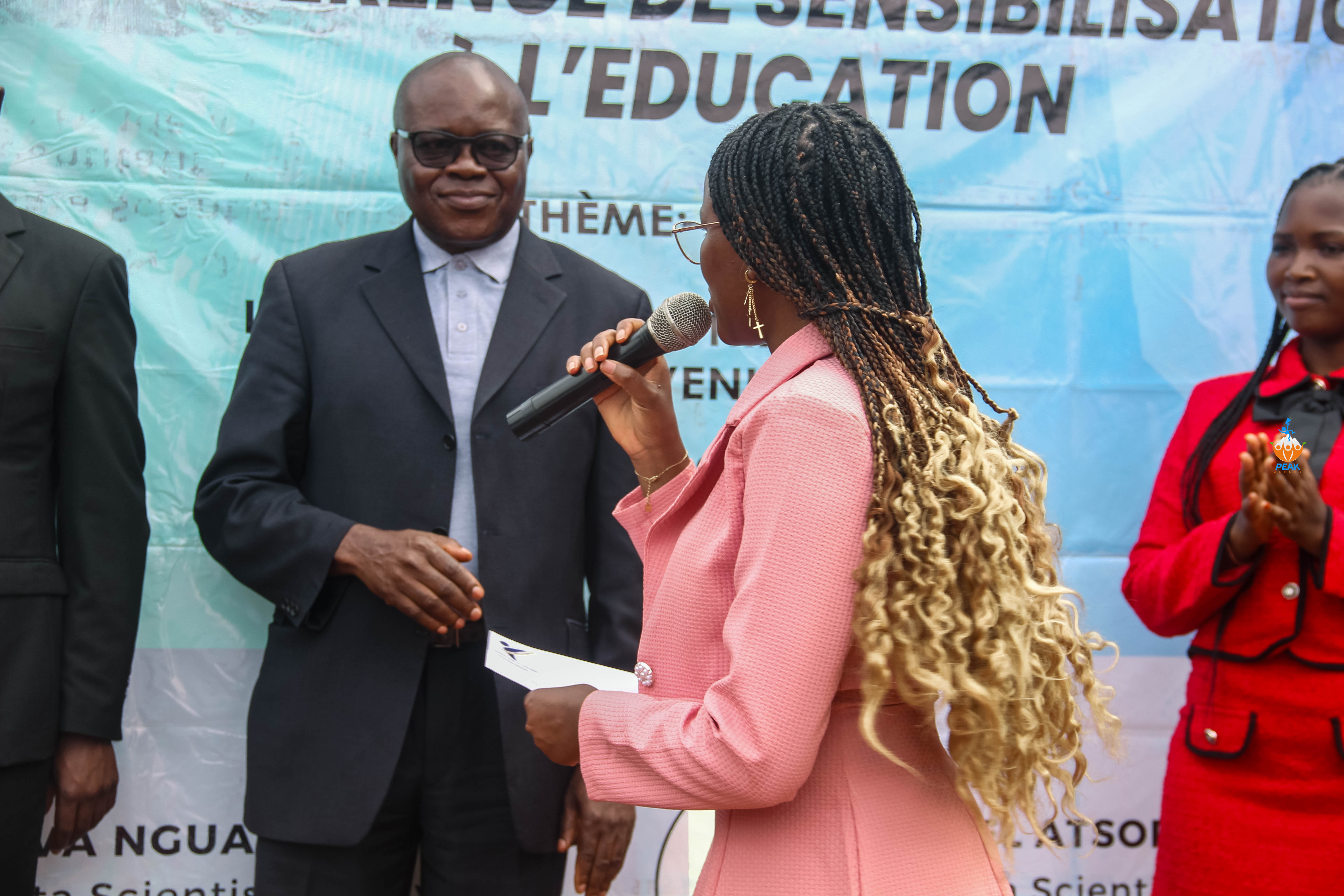 Enveloppe remise au Lycée de Koagoh
